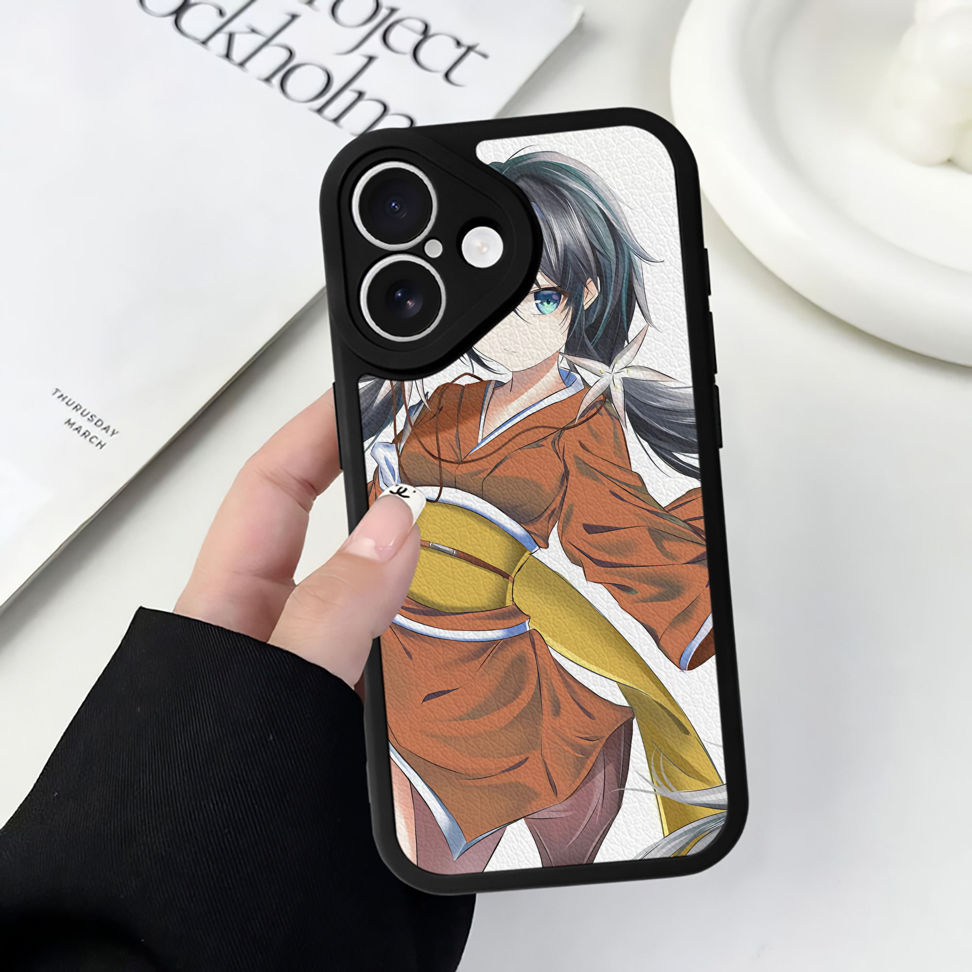 （画像用） 文豪ストレイドッグス Bungo Stray Dogs 【iPhone 16シリーズ対応】シリコンスマホケース（レザー調） 材質：シリコン